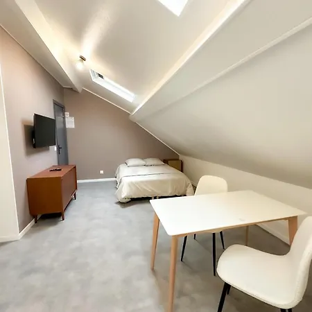 B7 Centre Disneyland Apartment